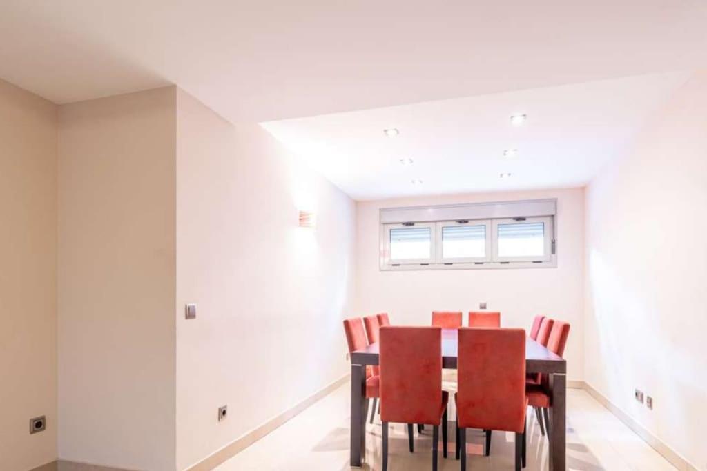 Impresionante Apartamento De 4 Dormitorios 3 Banos Y 2 Plazas De Garaje Мадрид Екстер'єр фото