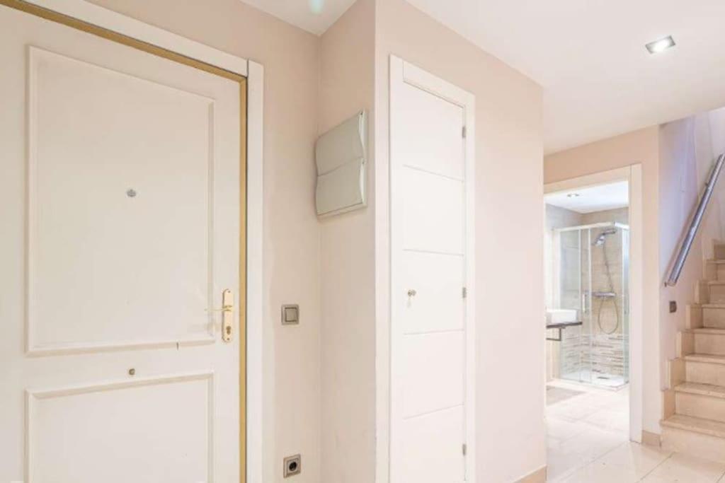Impresionante Apartamento De 4 Dormitorios 3 Banos Y 2 Plazas De Garaje Мадрид Екстер'єр фото