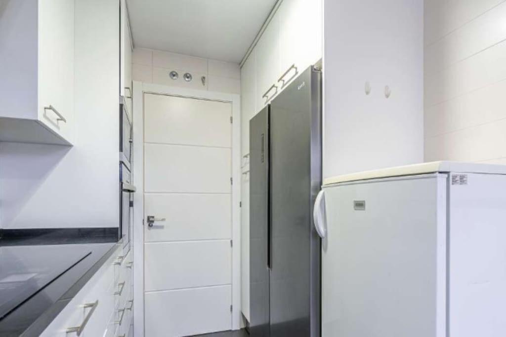 Impresionante Apartamento De 4 Dormitorios 3 Banos Y 2 Plazas De Garaje Мадрид Екстер'єр фото